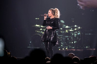 KellyClarkson-HylanPhotography-PPLCenter-WLEV-205233.jpg