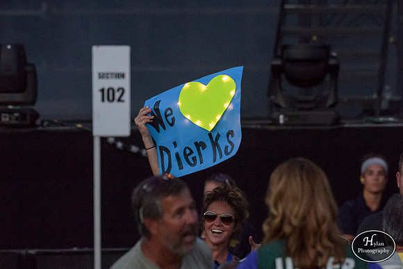 DierksBentley-HylanPhotography-Musikfest2016-CatCountry-201928.jpg