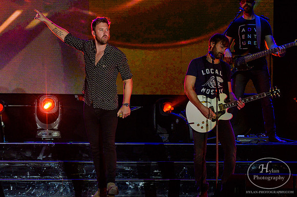 LadyAntebellum-HylanPhotography-Musifest2019-CatCountry96-4.jpg