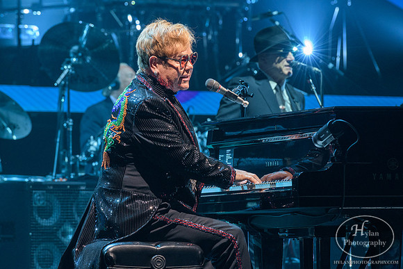 EltonJohn--FarewellYellowBrickRoad-HylanPhotography-PPLCenter-WLEV-200313.jpg