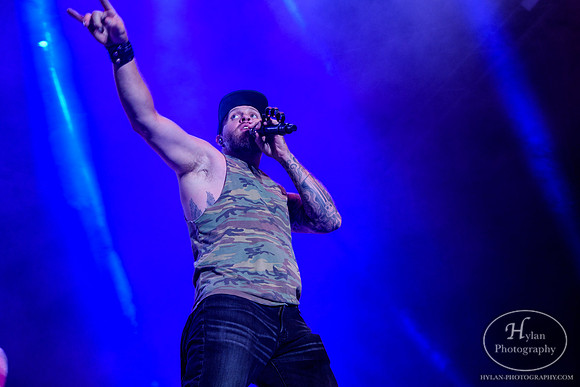 BrantleyGilbert-HylanPhotography-Musikfest2018-CatCountry-3.jpg