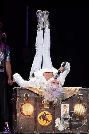 CyndiLauper-HylanPhotography-PPLCenter-WLEV-3.jpg