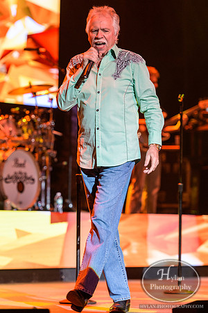 OakRidgeBoys-HylanPhotography-FMKirby-CatCountry96-2.jpg