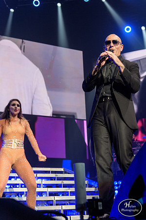 Pitbull-HylanPhotography-PPLCenter-WLEV-213354.jpg