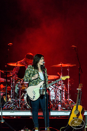 BrandyClark-HylanPhotography-SandsBethlehemEventCenter-CatCountry-01-2.jpg
