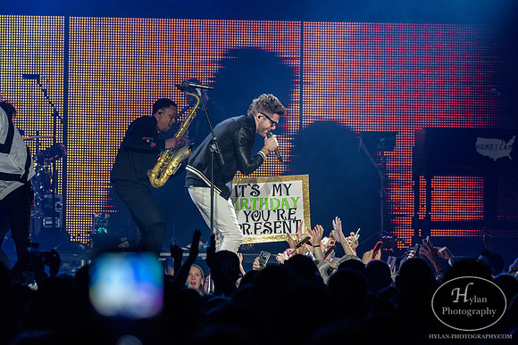 ThomasRhett-HylanPhotography-MoheganSunArenaPa-CatCountry-01-9.jpg