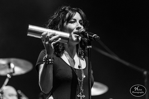 Starship featuring Mickey Thomas