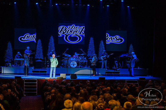 OakRidgeBoys-HylanPhotography-FMKirby-CatCountry96-194300.jpg