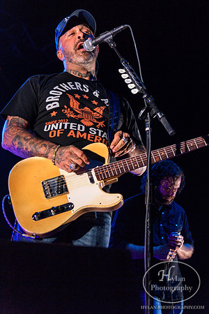 AaronLewis-HylanPhotography-SandsEventCenter-WLEV-203552.jpg