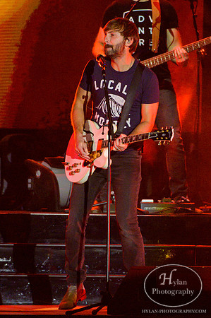 LadyAntebellum-HylanPhotography-Musifest2019-CatCountry96-203144.jpg