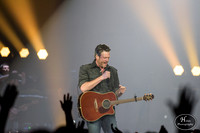 BlakeShelton-HylanPhotography-MoheganSunArena-CatCountry-01-3.jpg
