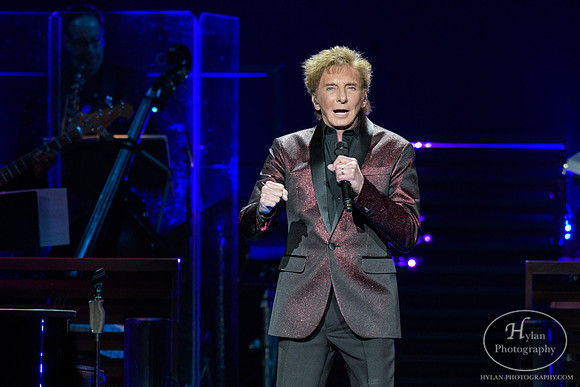 BarryManilow-HylanPhotography-PPLCenter-WLEV-195900.jpg