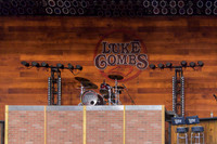 LukeCombs-HylanPhotography-SandsEventCenter-CatCountry96-2.jpg