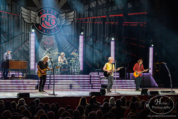 REOSpeedwagon-HylanPhotography-FMKirbyCenter-WLEV-2-2.jpg