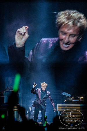 BarryManilow-HylanPhotography-PPLCenter-WLEV-2-2.jpg