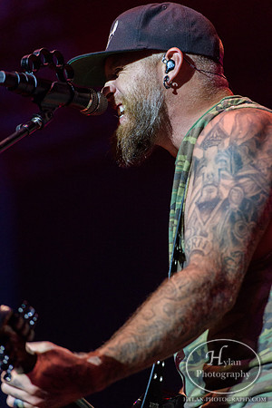 BrantleyGilbert-HylanPhotography-Musikfest2018-CatCountry-202924.jpg