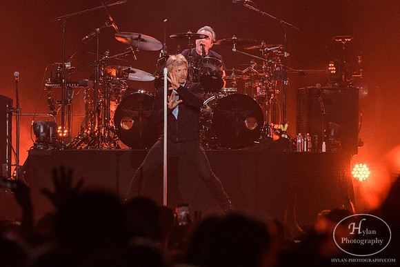 BonJovi-HylanPhotography-PPLCenter-WLEV-2-11.jpg
