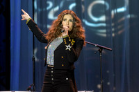 IdinaMenzel-HylanPhotography-WCEC-WLEV-2-3.jpg