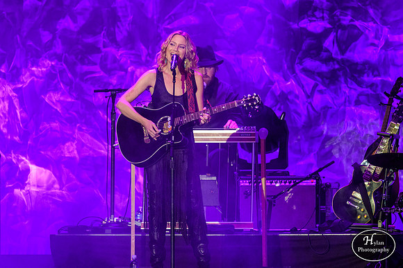 JenniferNettles-HylanPhotography-SandsBethlehemEventCenter-CatCountry-01-9.jpg