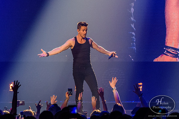 NKOTB-HylanPhotography-PPLCenter-WLEV-212809.jpg