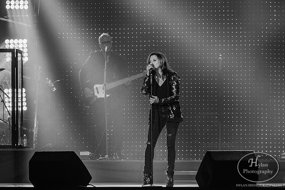 MartinaMcBride-HylanPhotography-SandsEventCenter-CatCountry-205928.jpg
