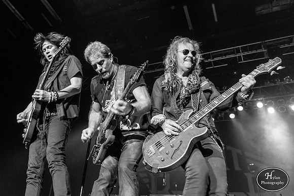 NightRanger-HylanPhotography-SandsBethlehemEventCenter-01-7.jpg