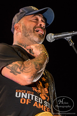 AaronLewis-HylanPhotography-SandsEventCenter-WLEV-202727.jpg