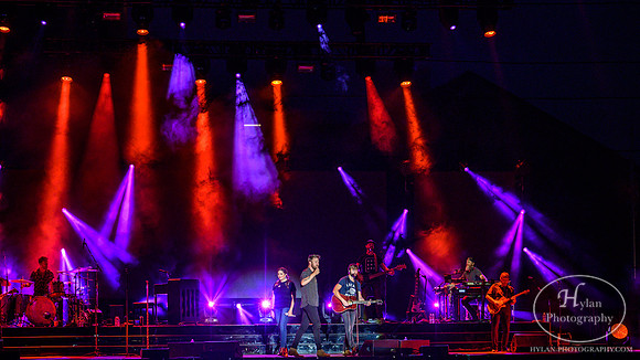 LadyAntebellum-HylanPhotography-Musifest2019-CatCountry96-4-4.jpg