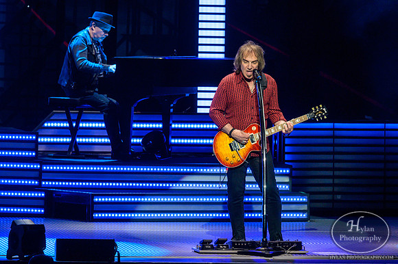 REOSpeedwagon-HylanPhotography-FMKirbyCenter-WLEV-205338.jpg