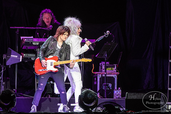 CyndiLauper-HylanPhotography-PPLCenter-WLEV-194155.jpg