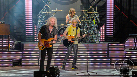 REOSpeedwagon-HylanPhotography-FMKirbyCenter-WLEV-2-4.jpg