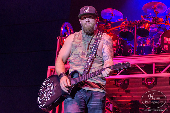 BrantleyGilbert-HylanPhotography-Musikfest2018-CatCountry-202901.jpg